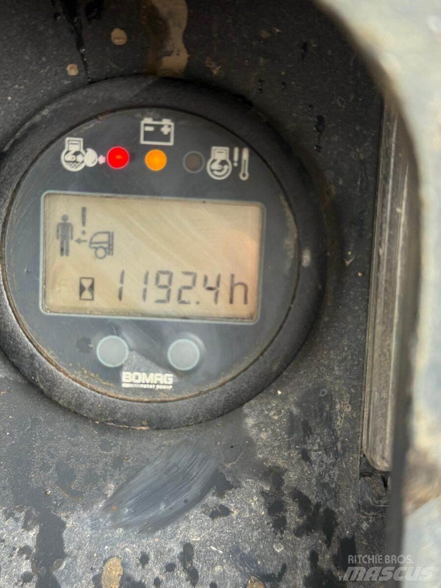 Bomag  Jordvibrationstromler
