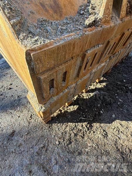 CAT 953D Larvebåndslæssere