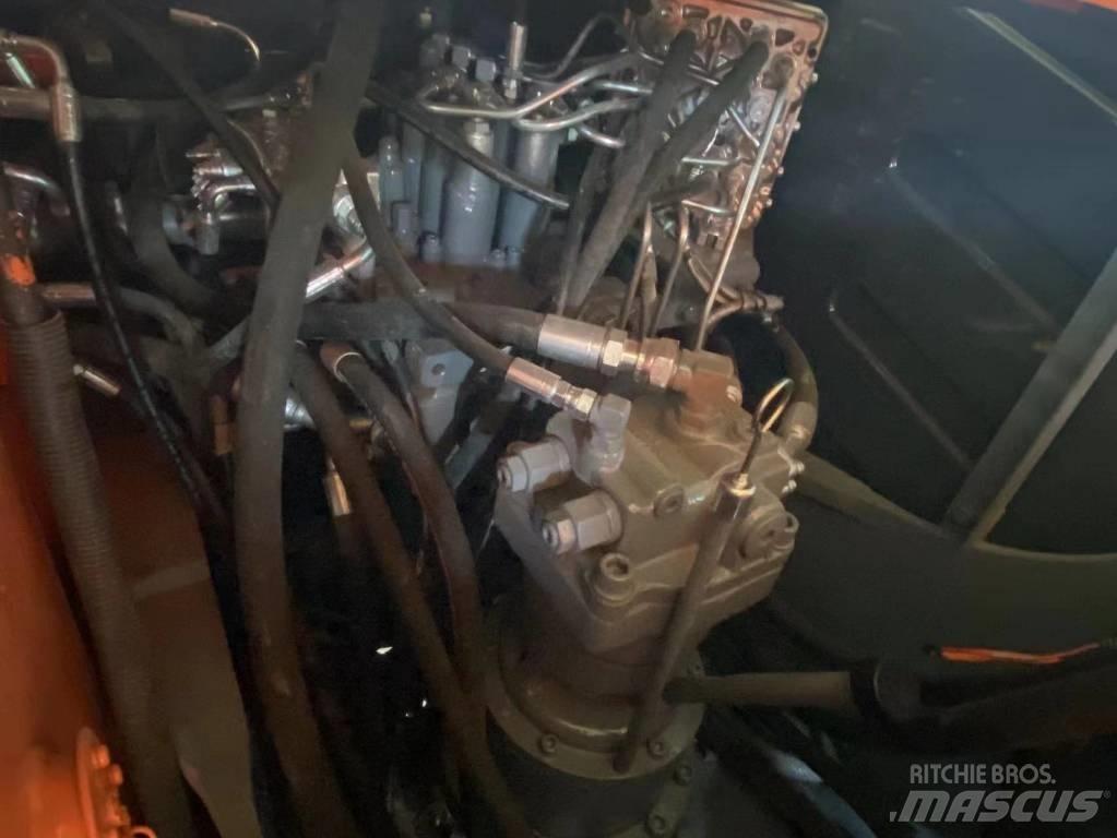 Hitachi ZX 120-6 Gravemaskiner på larvebånd
