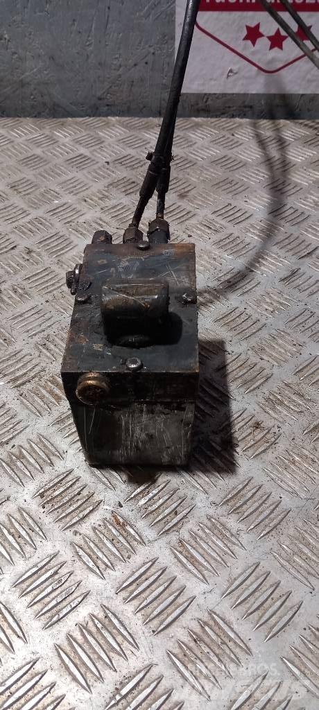 Scania 94 D.  1422640 Hydraulik