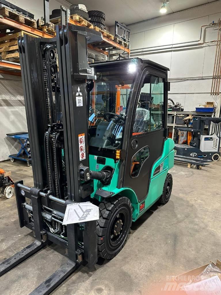 Mitsubishi FD25N3 Diesel gaffeltrucks