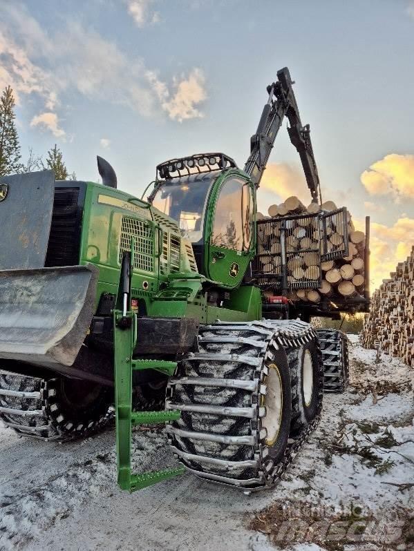 John Deere 1910G Udkørselsmaskiner