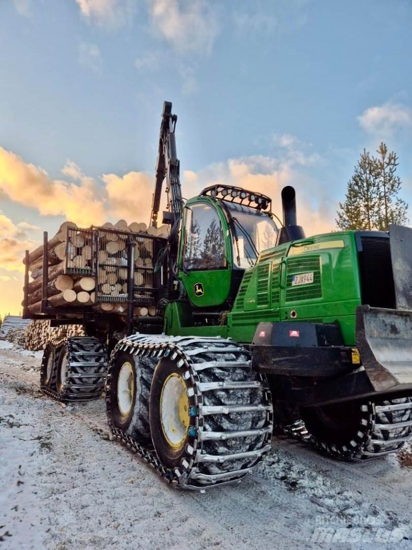 John Deere 1910G Udkørselsmaskiner