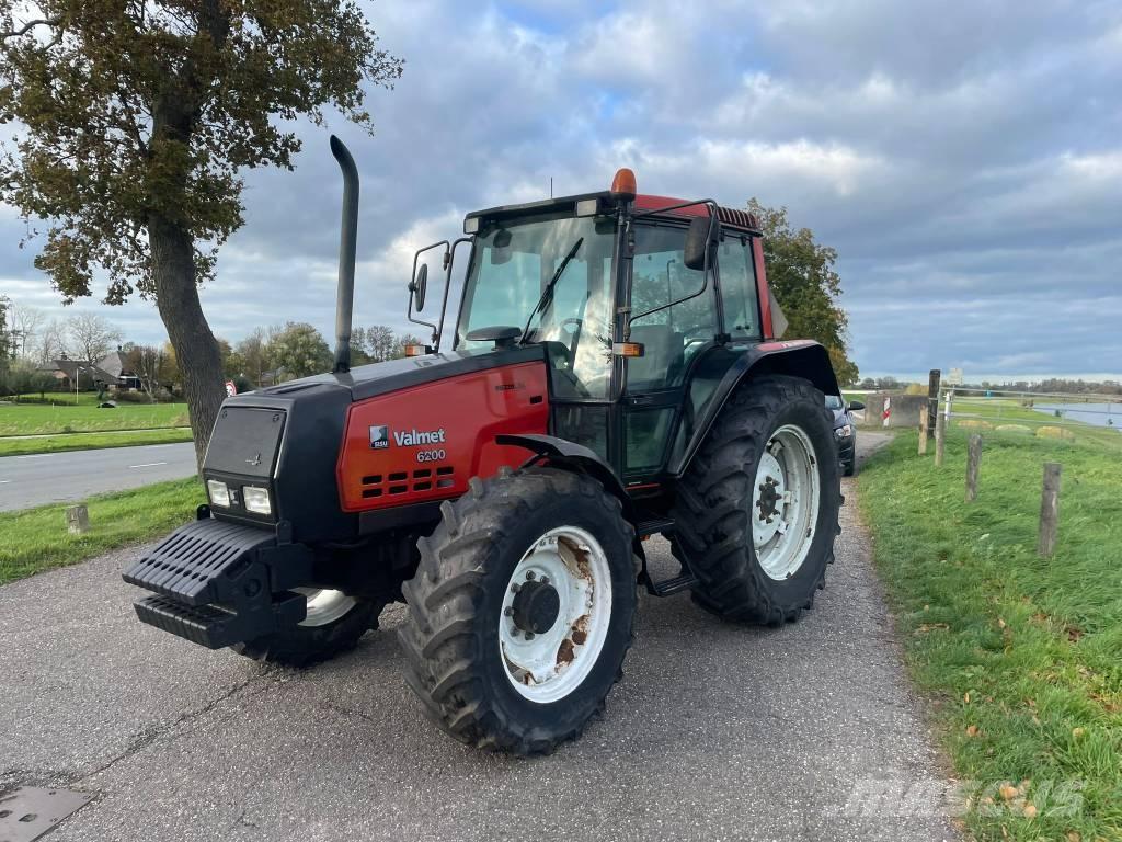 Valmet 6200 Traktorer