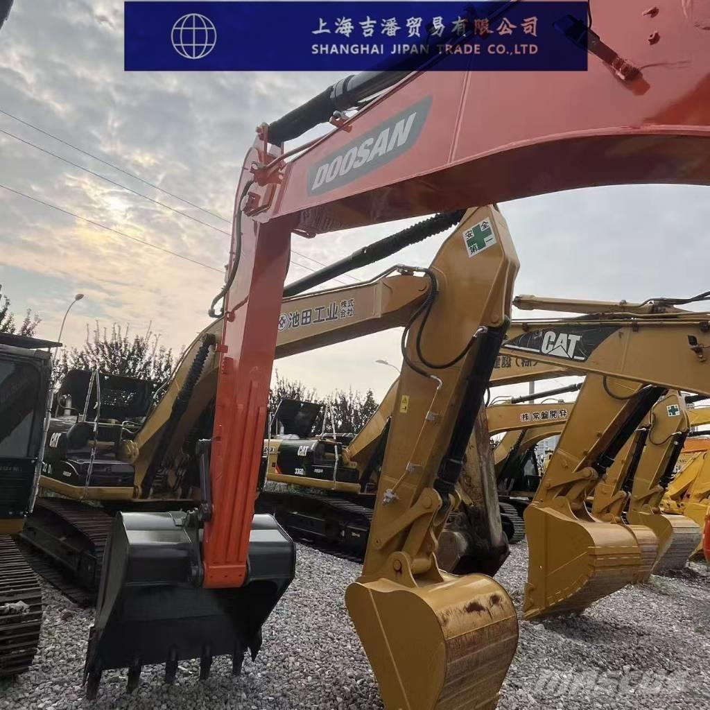 Doosan DX 300 Gravemaskiner på larvebånd