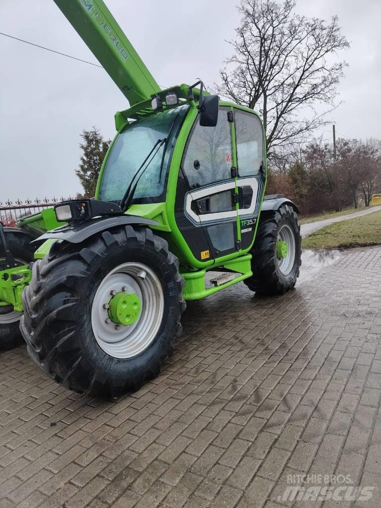 Merlo TF 35.7 Teleskoplæssere til landbrug