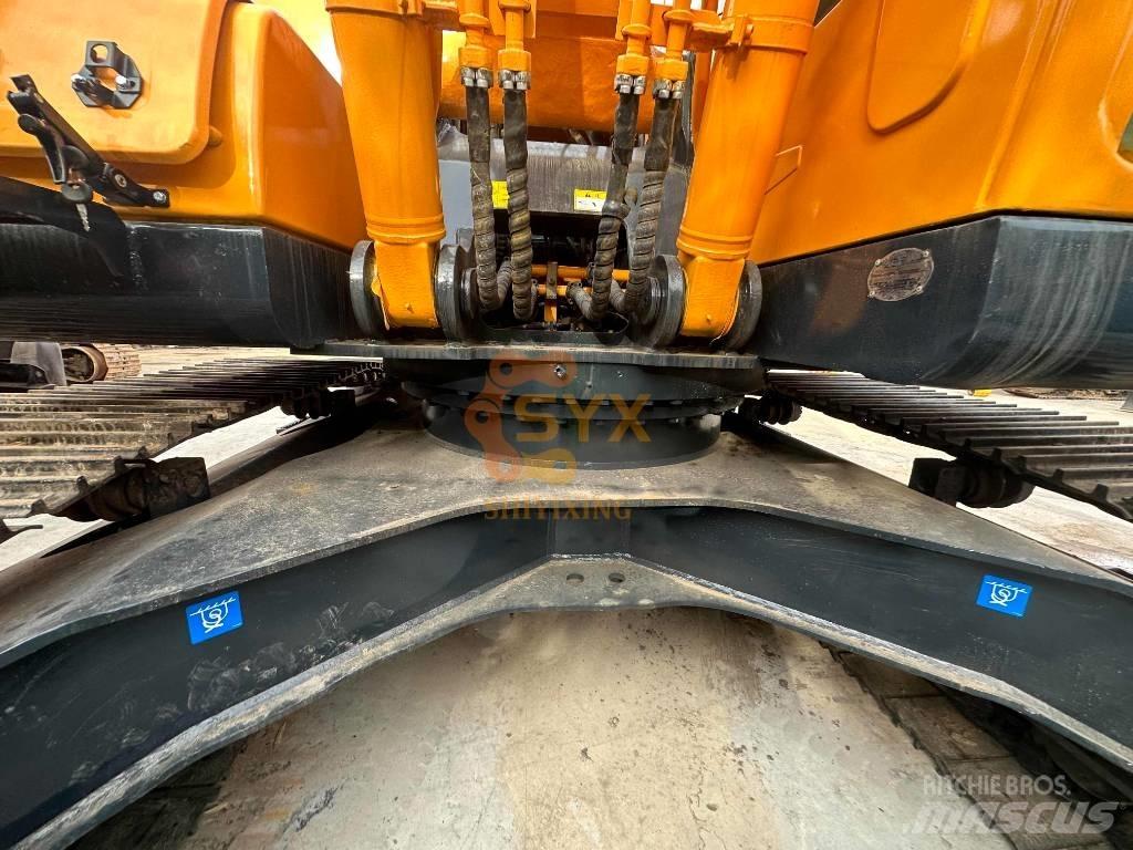 Hyundai R220 Gravemaskiner på larvebånd