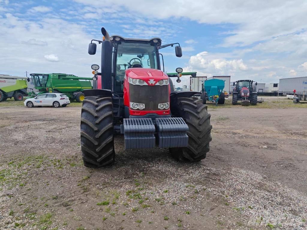 Massey Ferguson 8735 Traktorer