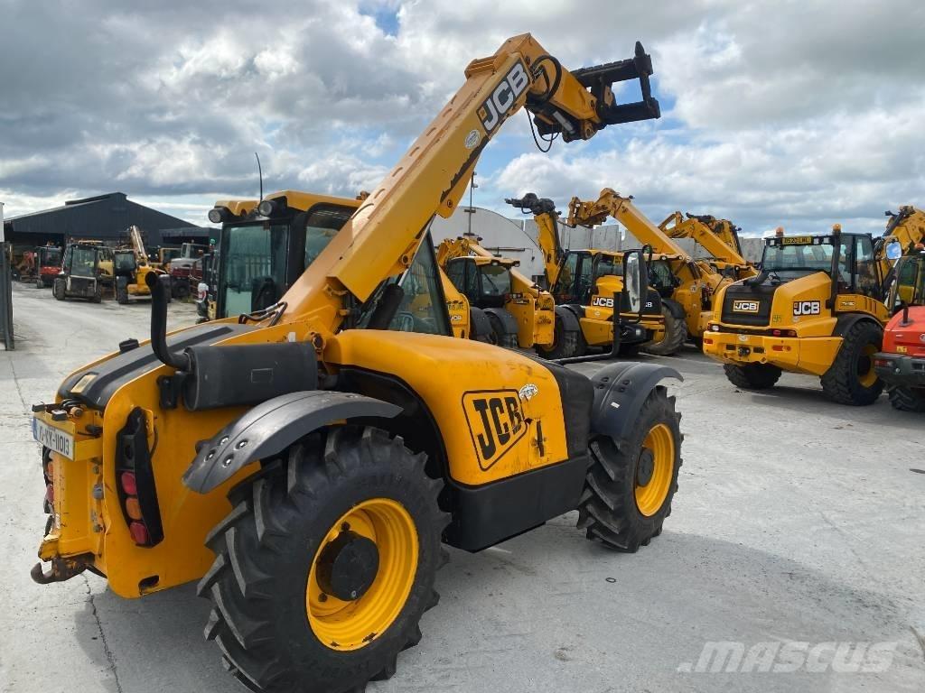 JCB 526-56 Teleskoplæssere til landbrug