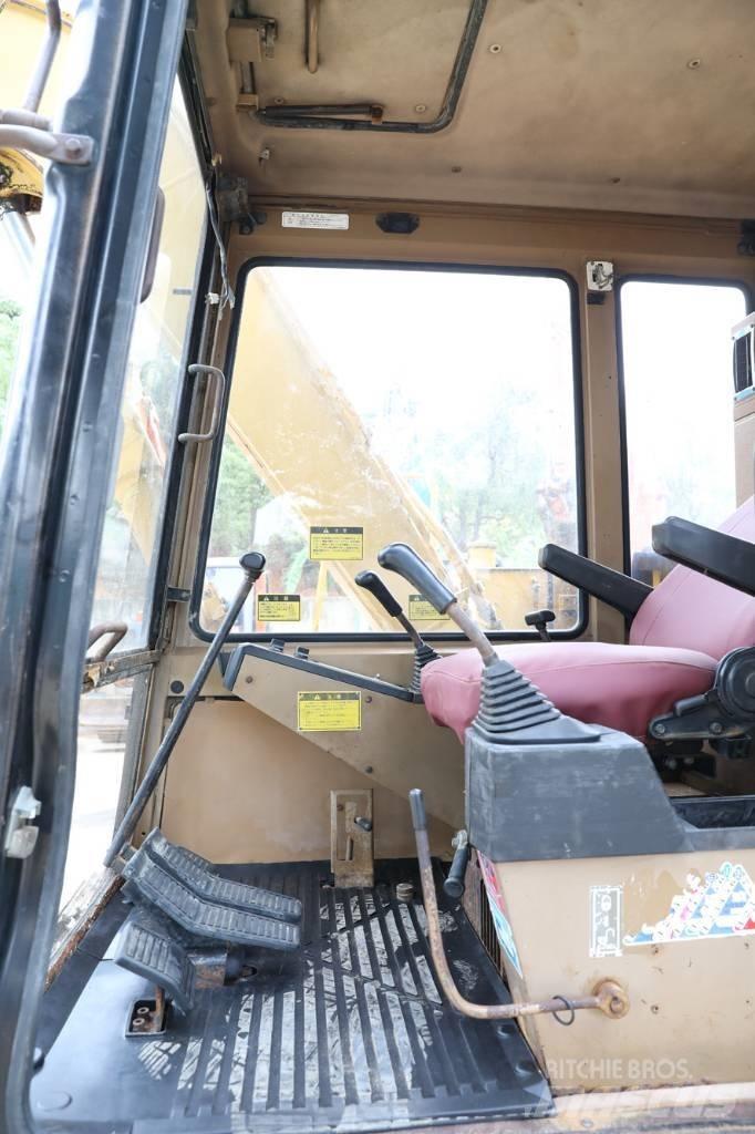 CAT E 70 B Minigravemaskiner