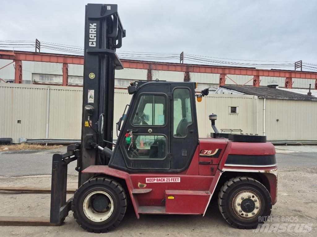 Clark C75L Gaffeltrucks - andre
