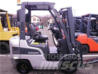 Nissan NP1F1M20J LPG gaffeltrucks