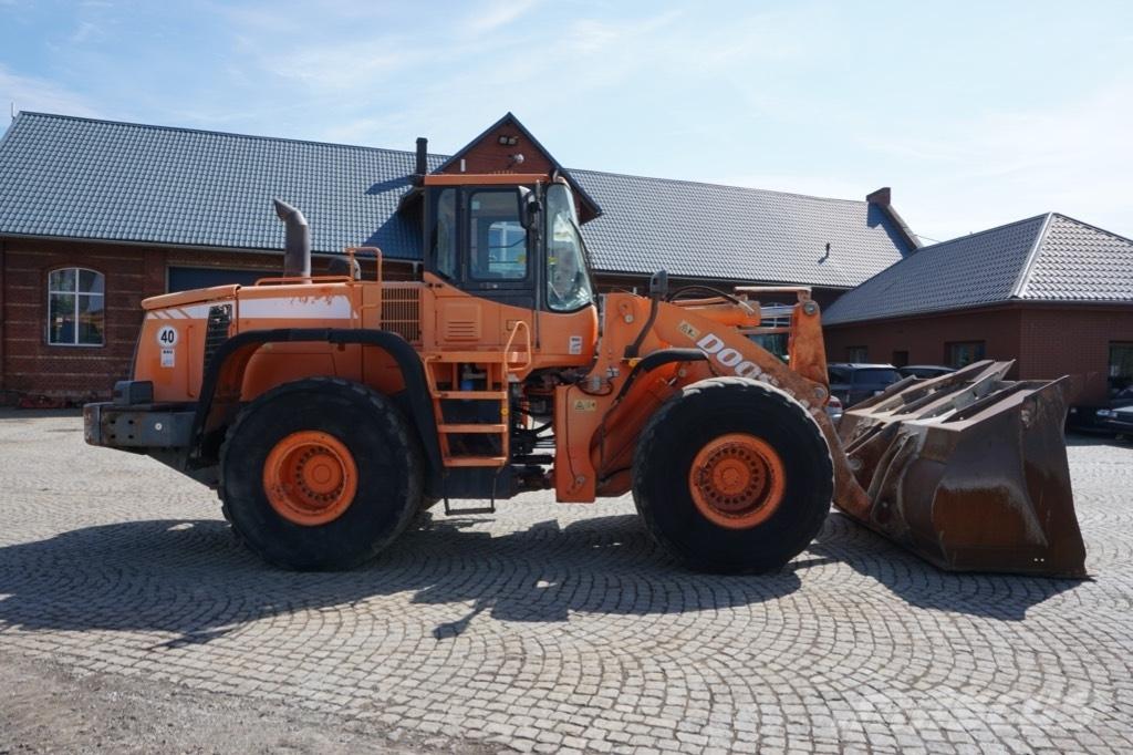 Doosan DL 400 Læssemaskiner på hjul