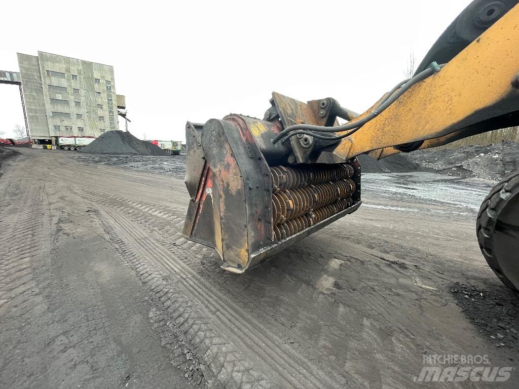 Liebherr L 580 Læssemaskiner på hjul