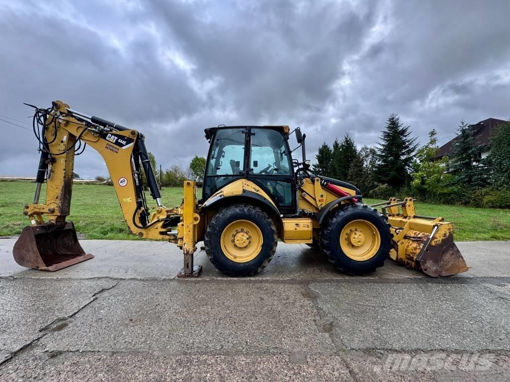 CAT 444 E Rendegravere