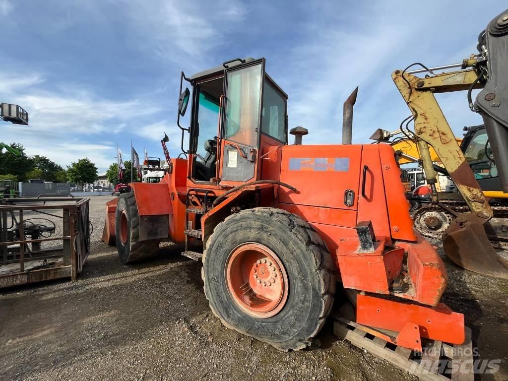 Fiat-Hitachi W 130 Læssemaskiner på hjul