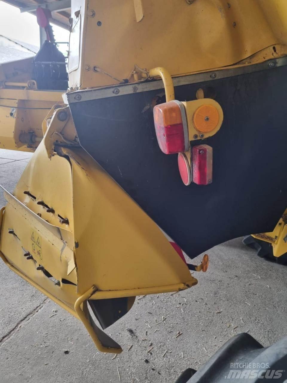 New Holland TF 76 Mejetærskere