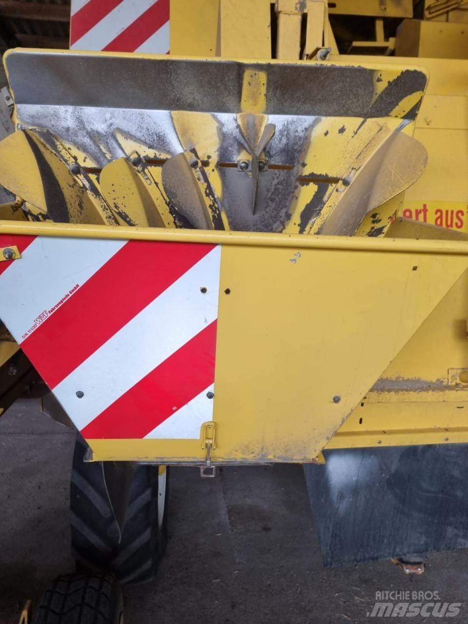 New Holland TF 76 Mejetærskere