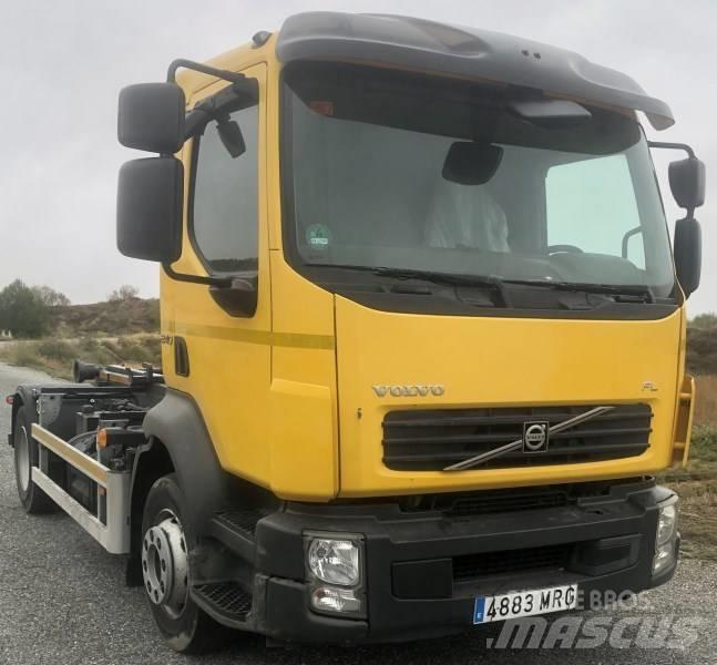 Volvo FL 240 Skip loader