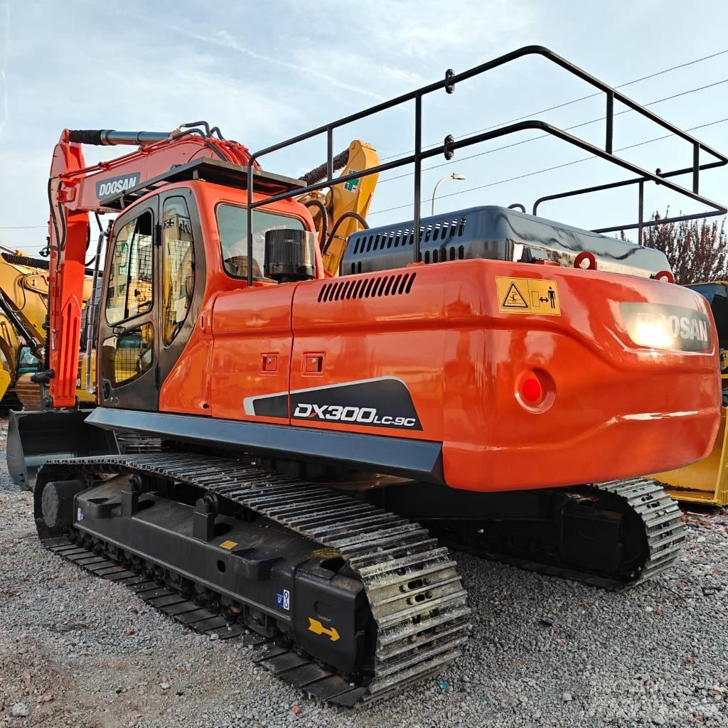 Doosan DX300LC-9C Gravemaskiner på larvebånd