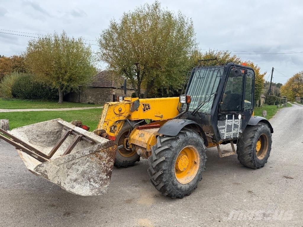 JCB 528-70 Teleskoplæssere