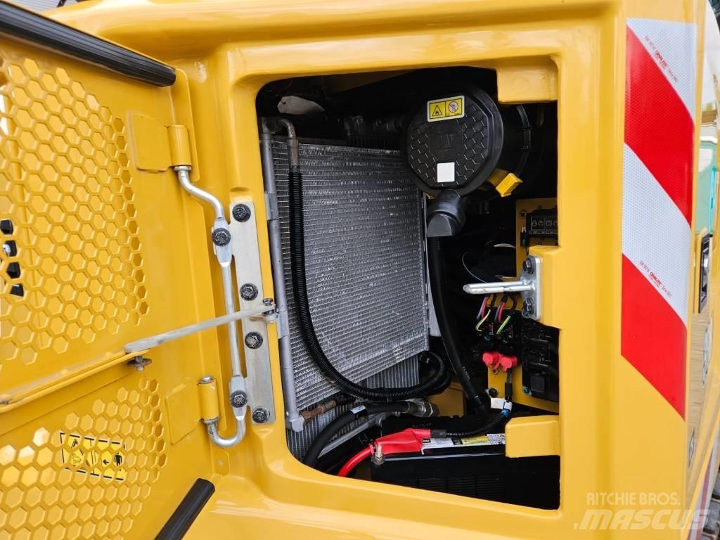 CAT 308 CR Midi-gravemaskiner 7t - 12t