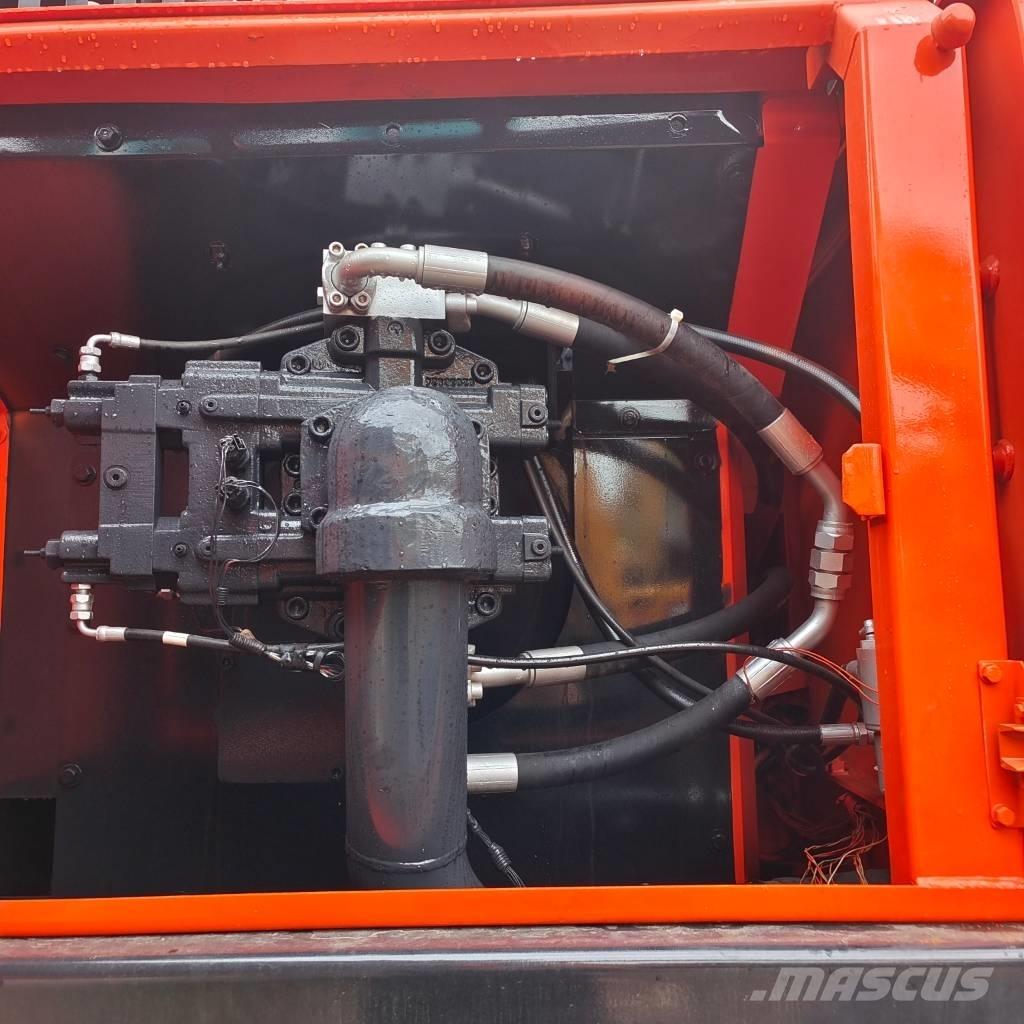 Doosan DX 340 LC Gravemaskiner på larvebånd