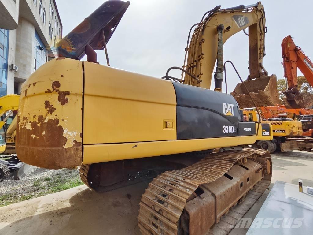 CAT 336D2 Gravemaskiner på larvebånd