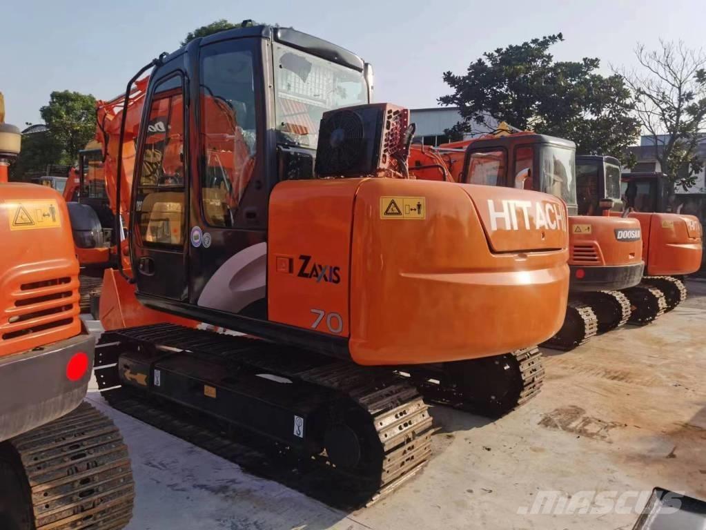 Hitachi ZX 70 Midi-gravemaskiner 7t - 12t