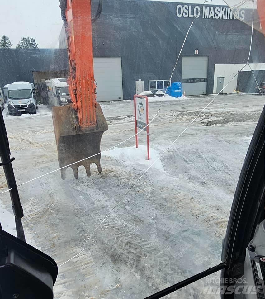 Hitachi ZX 300 LC-6 Gravemaskiner på larvebånd