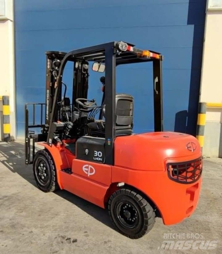 EP EQUIPMENT EFL302 El gaffeltrucks