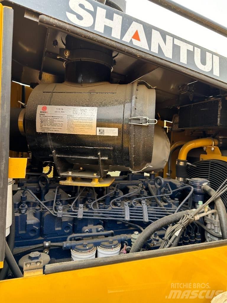 Shantui DH13 Bulldozer på larvebånd