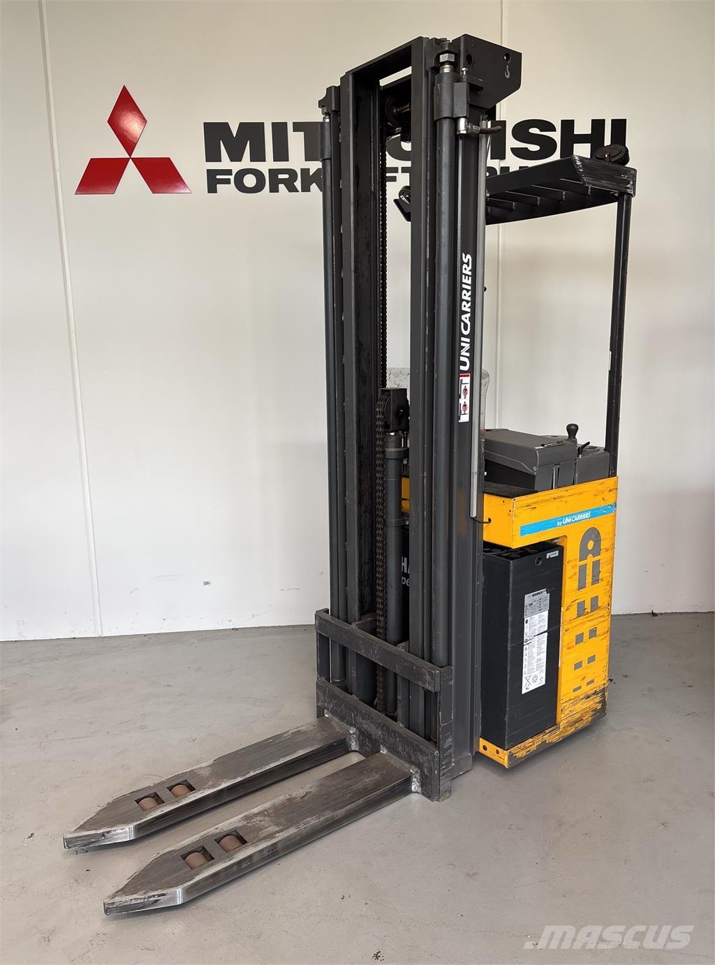 Atlet ASN200 Selvkørende stablere