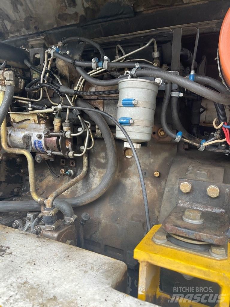Komatsu PW 95 Gravemaskiner på hjul