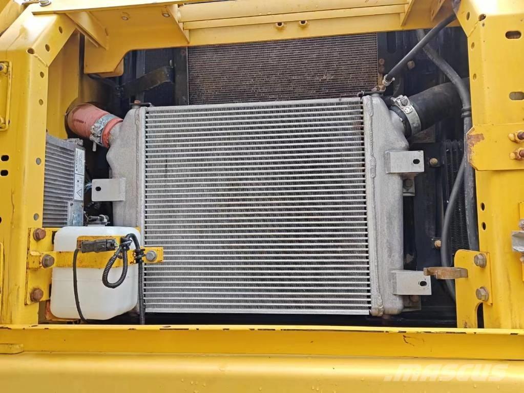 Komatsu PC 400-7 Gravemaskiner på larvebånd