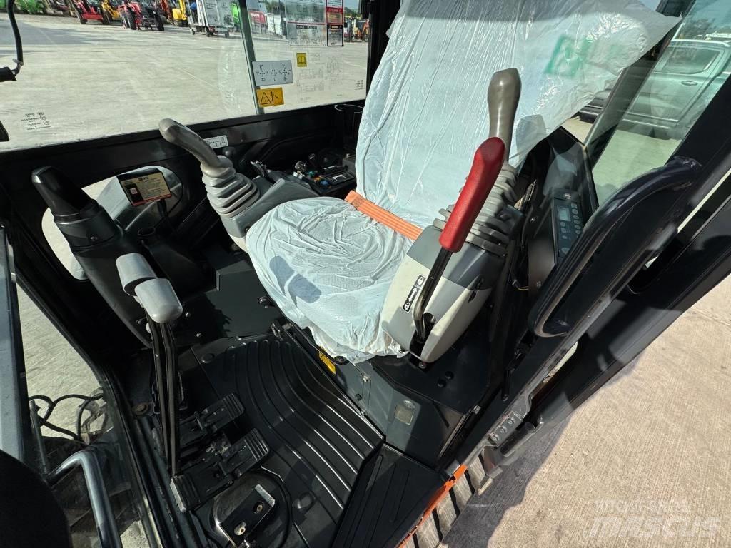 Hitachi ZX 26 U-6 cr Minigravemaskiner