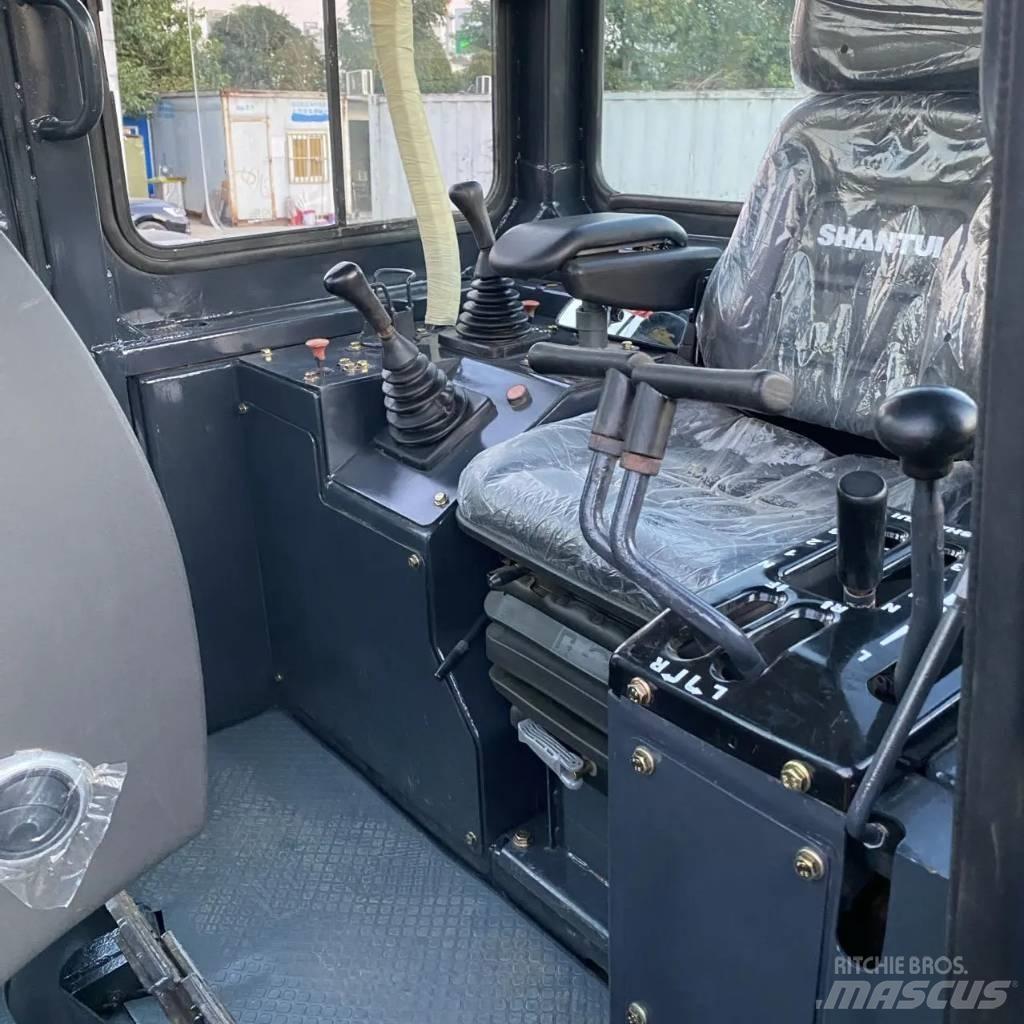 Shantui SD 22 Bulldozer på larvebånd