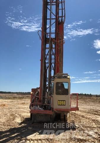  D245S Overfladeboreudstyr / Borerigge
