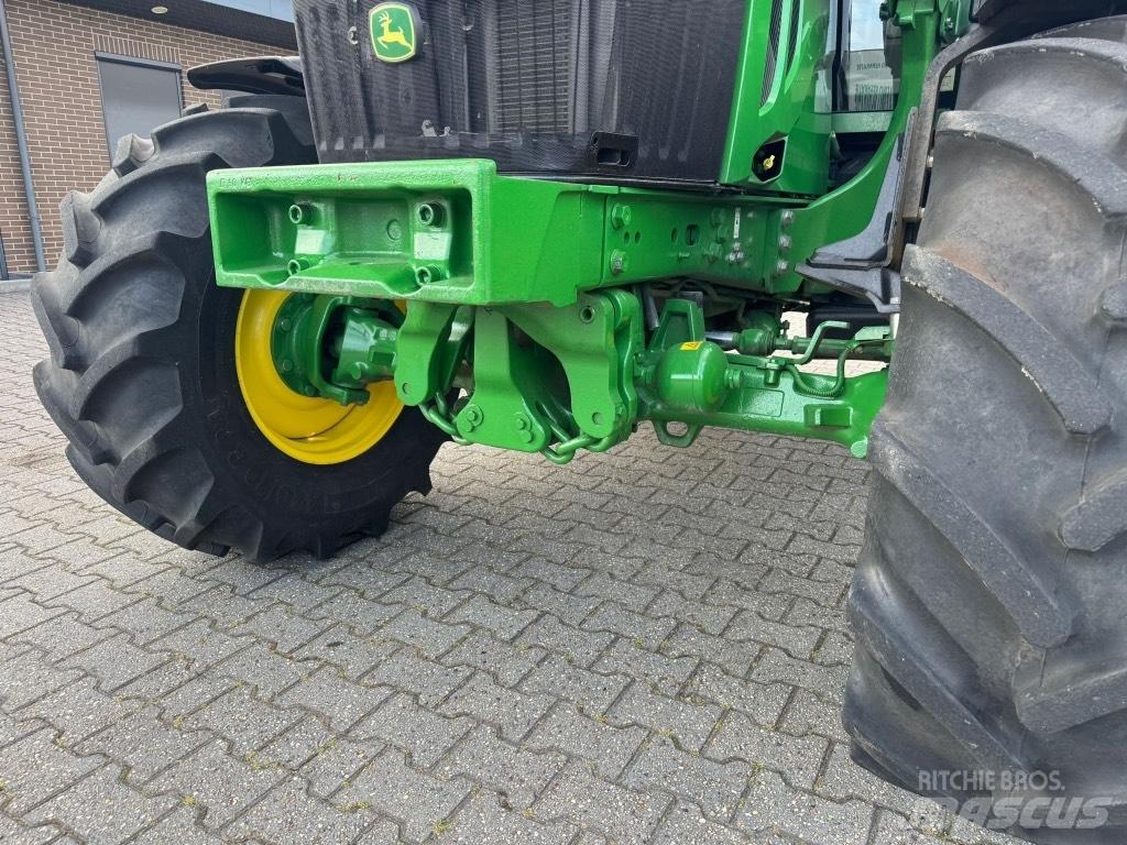 John Deere 6120 M Traktorer