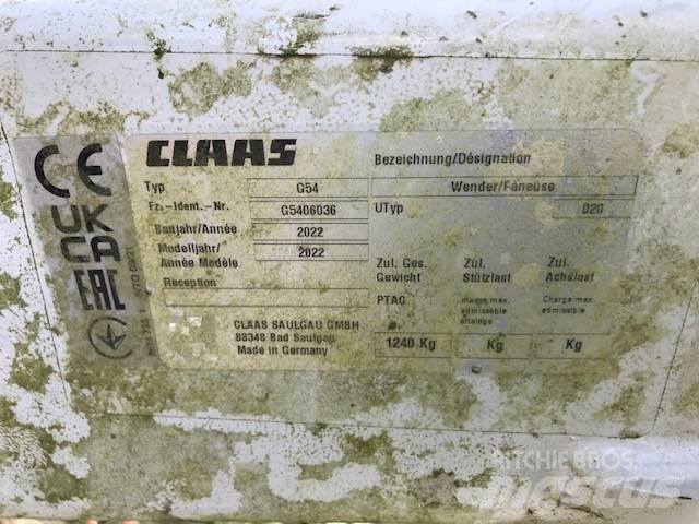 CLAAS Volto 900 River og høvendere