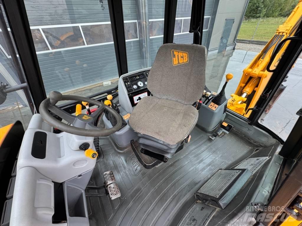 JCB 3 CX Rendegravere