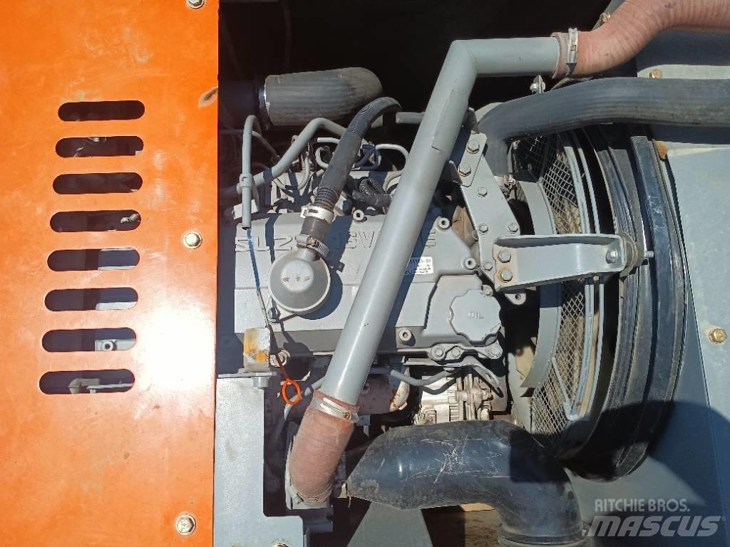 Hitachi ZX 210 Materialehåndteringsmaskiner