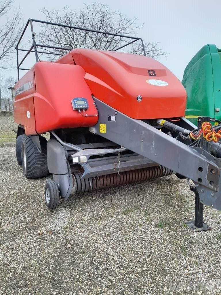 Massey Ferguson 2170 Pressere til firkantede baller