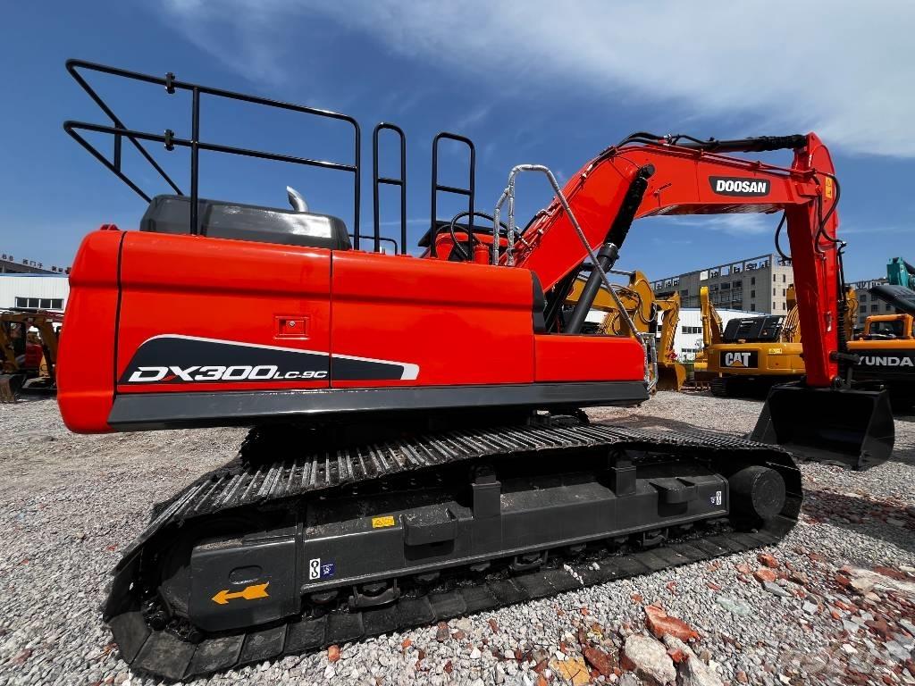 Doosan DX 300 LC-9C Gravemaskiner på larvebånd
