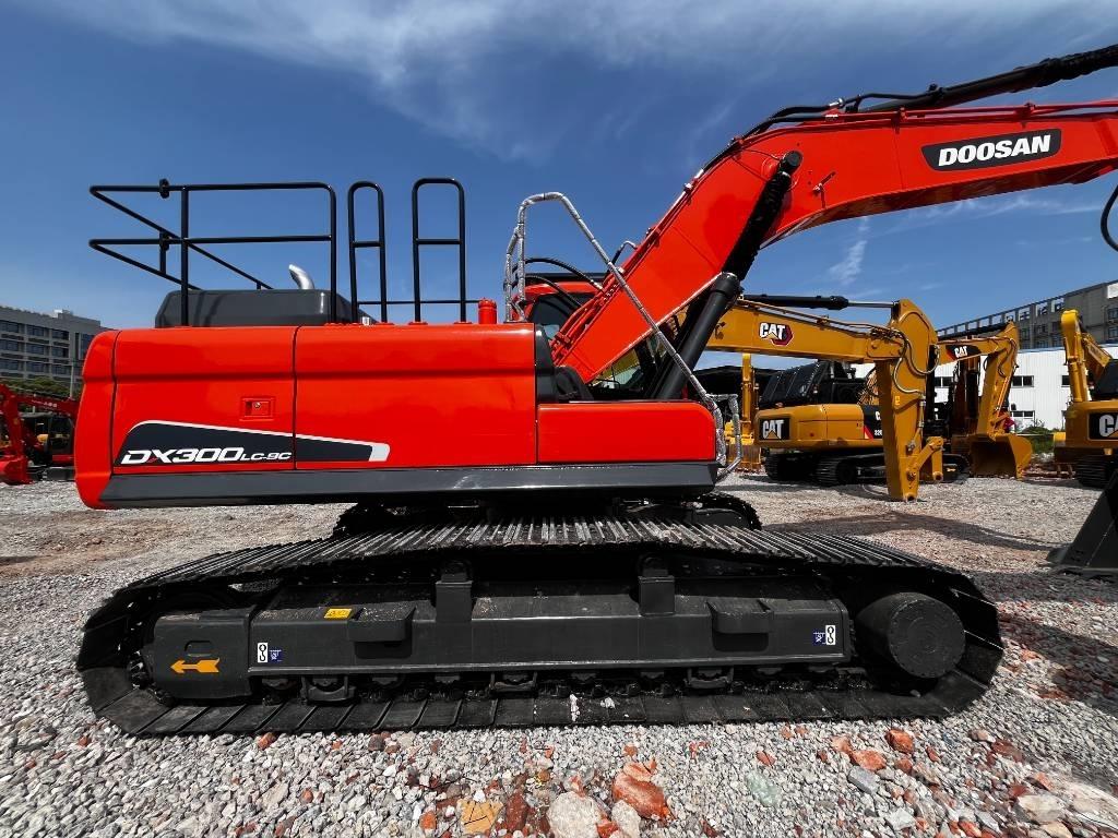 Doosan DX 300 LC-9C Gravemaskiner på larvebånd