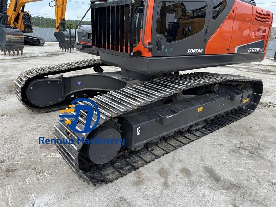 Doosan DX 225 LC-9C Gravemaskiner på larvebånd
