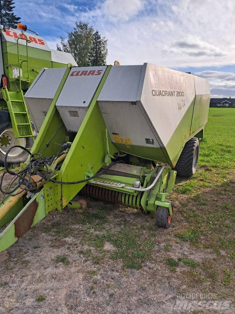 CLAAS 2100RC Pressere til firkantede baller