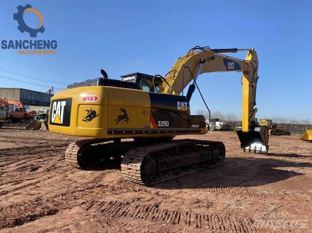 CAT 325 D Gravemaskiner på larvebånd