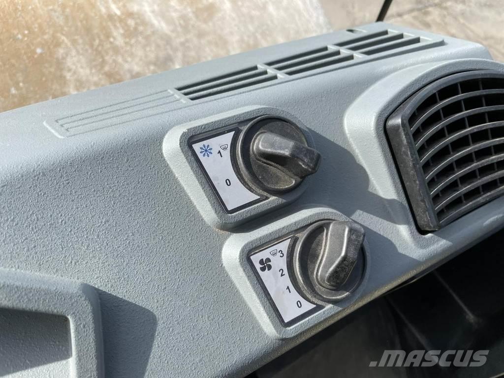 Bomag BW 213 D-5 Enkelt tromle