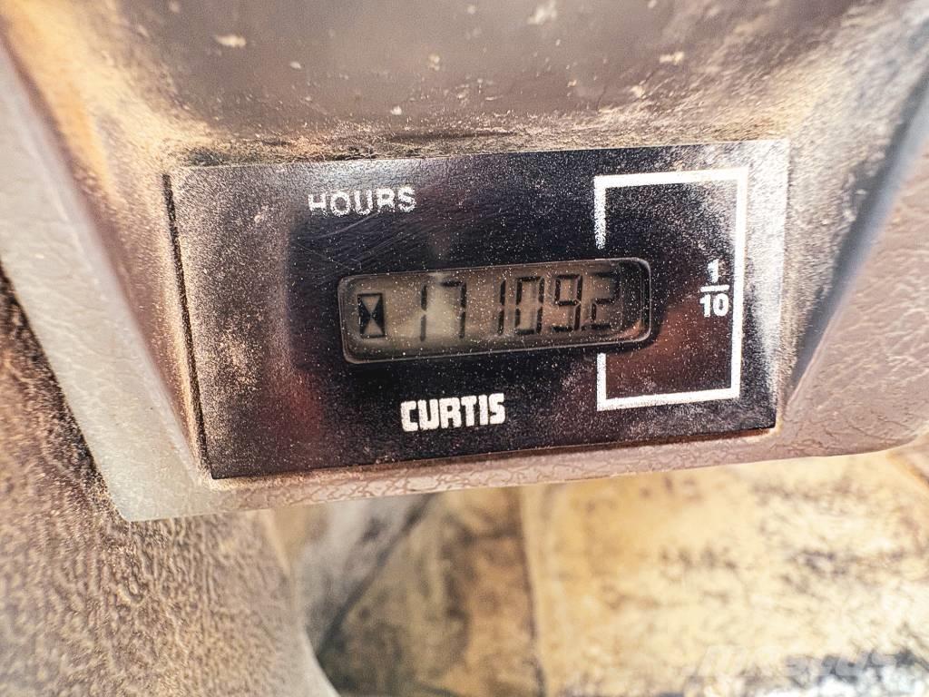 Doosan DL 300 Læssemaskiner på hjul